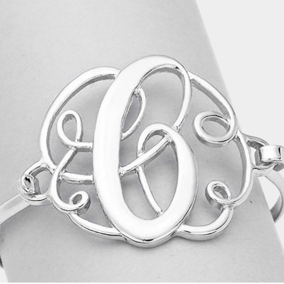 What letter do you need? Monogram Initial Bracelet in Gold or Silver-Boutique - Picture 5 of 12